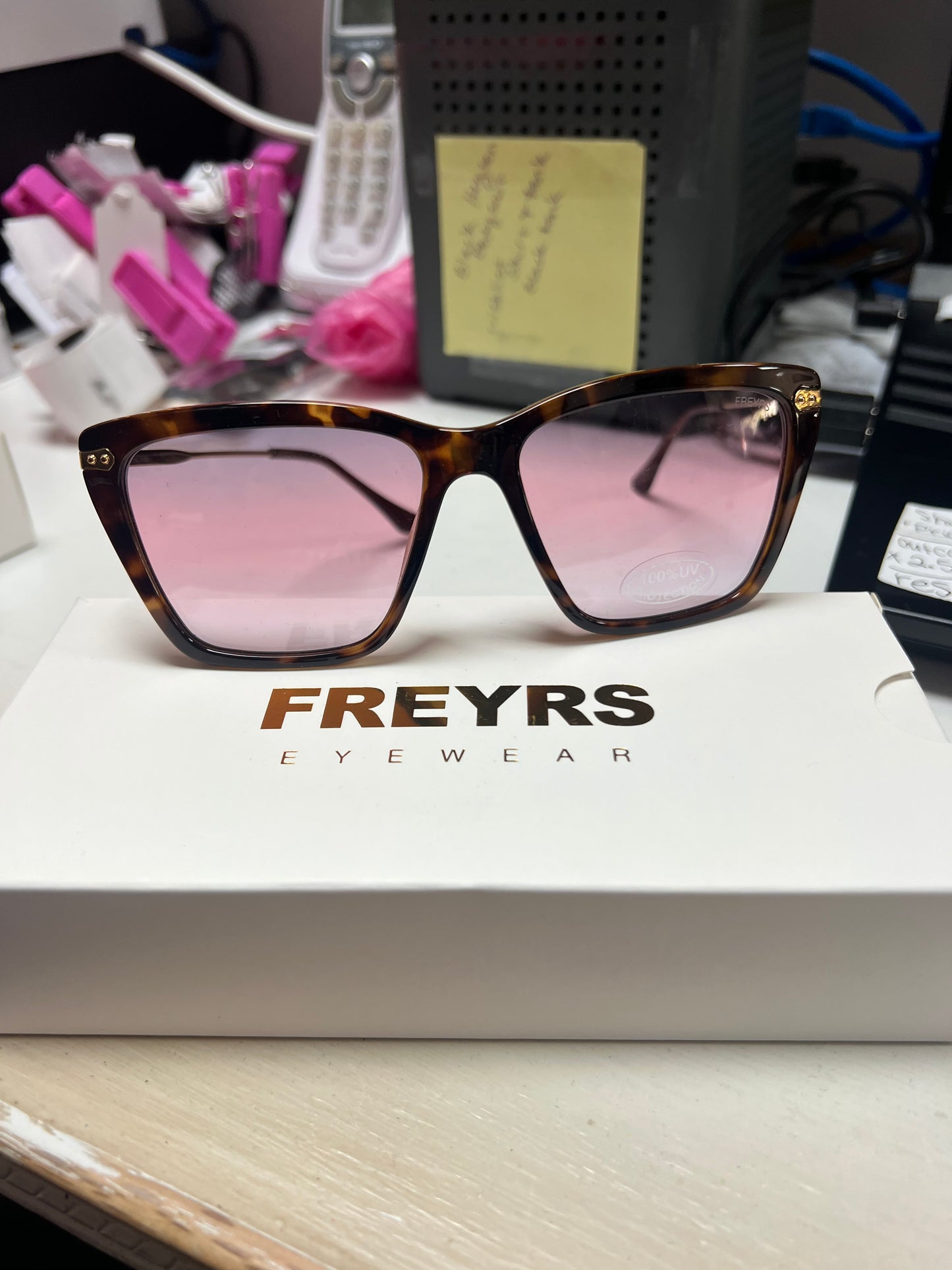 Freyers Sunnies