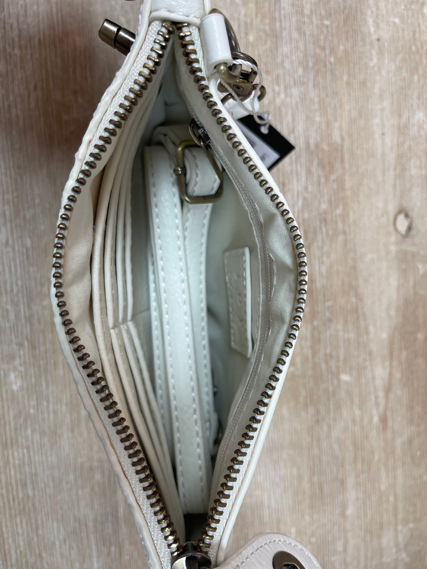 Lattice Wristlet