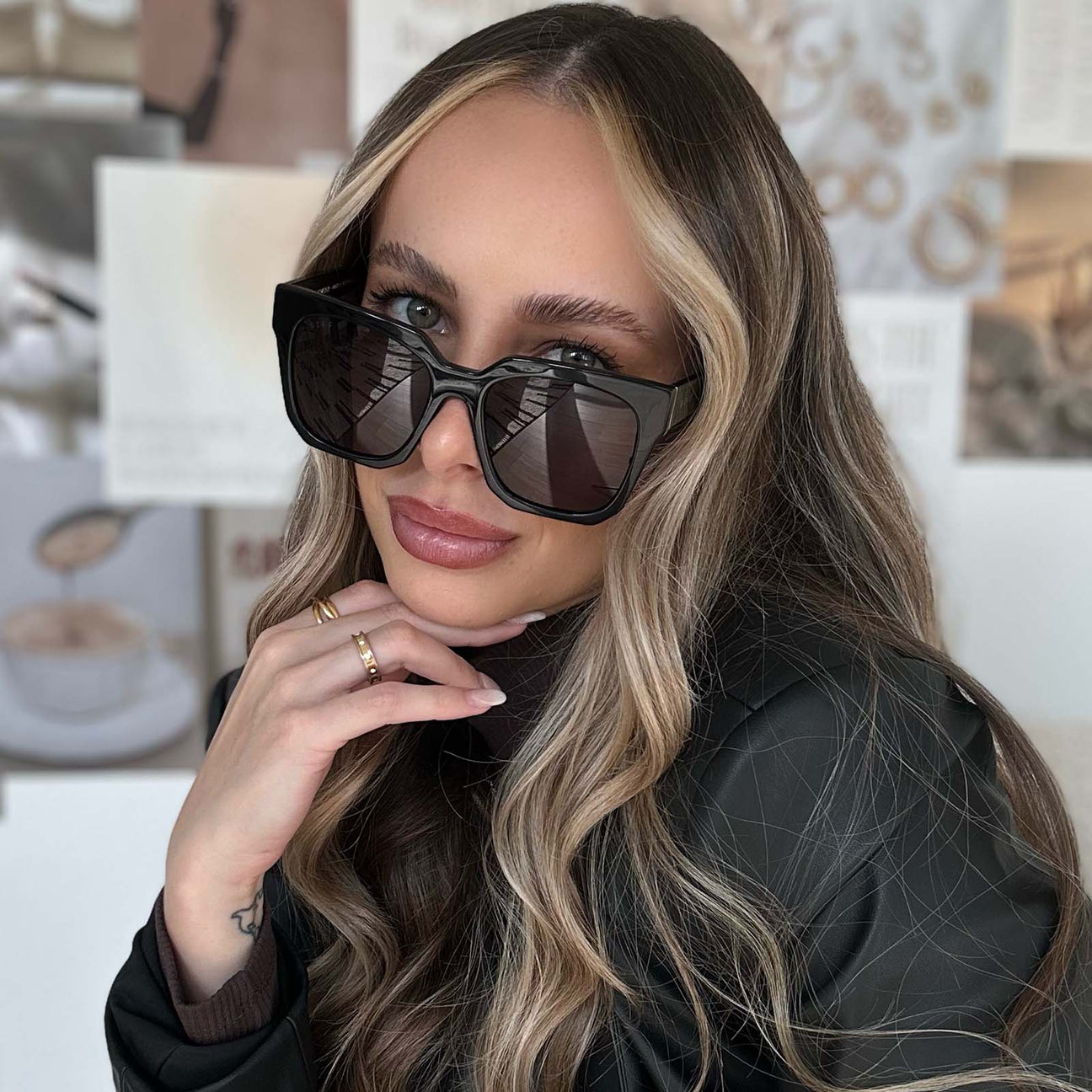 Ariana Black Smoke