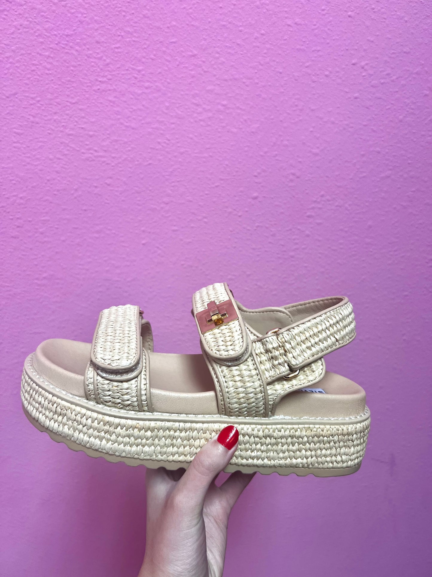 Steve Madden Sandals(Big Mona)