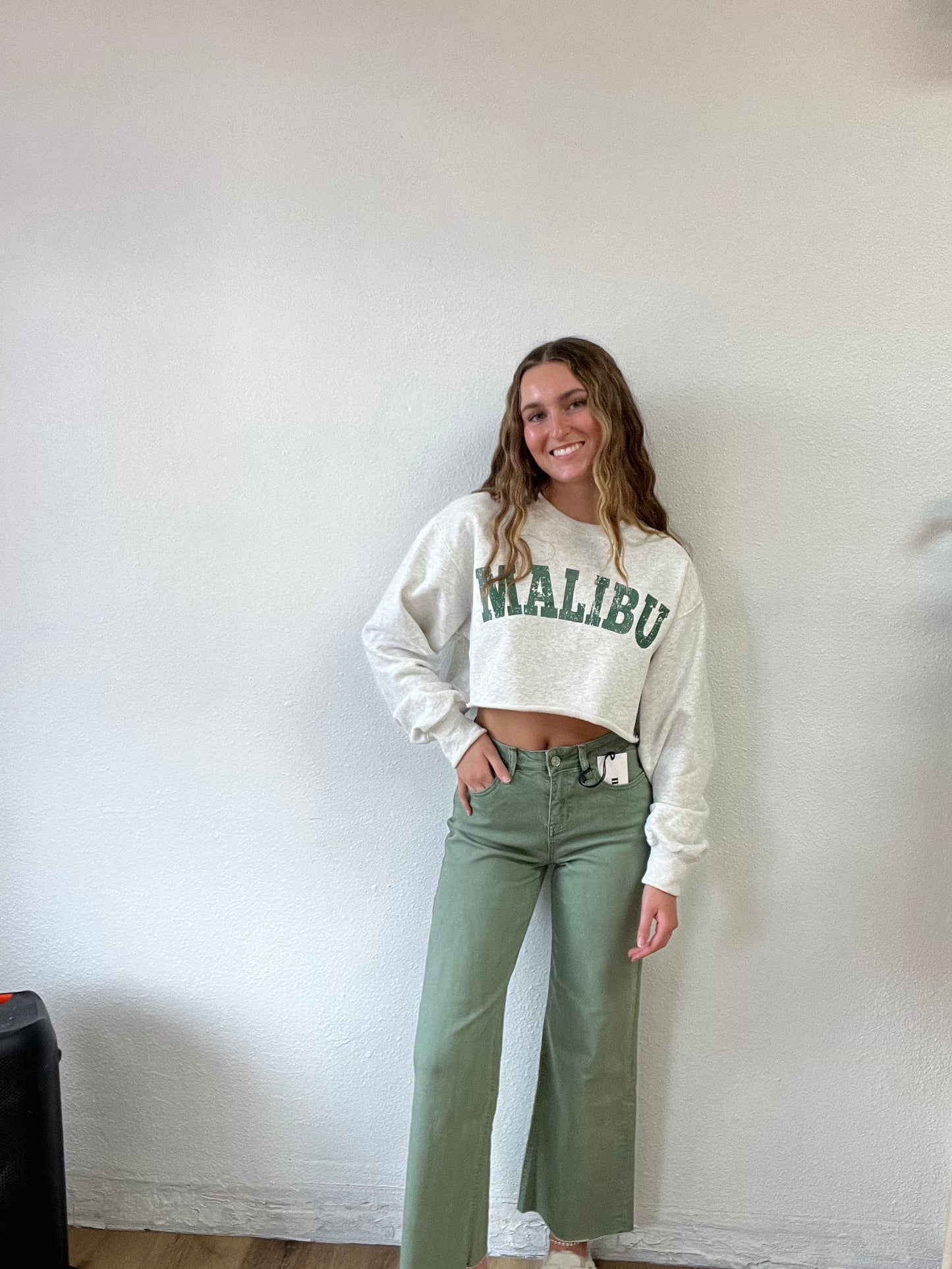 Malibu Cropped Sweatshirt