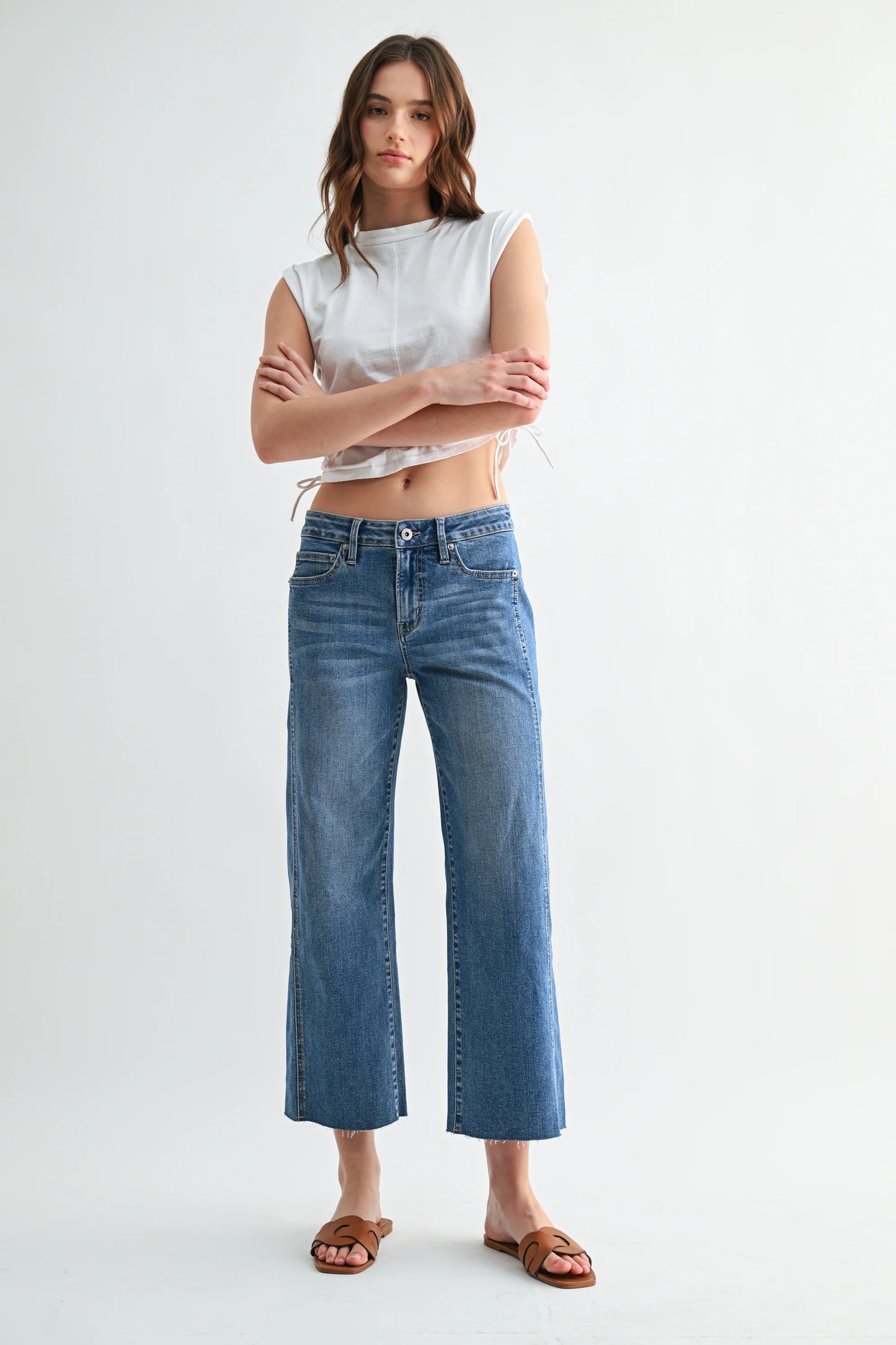 MID-RISE STRAIGHT TUMMY TUCK CROP LOOSE FIT