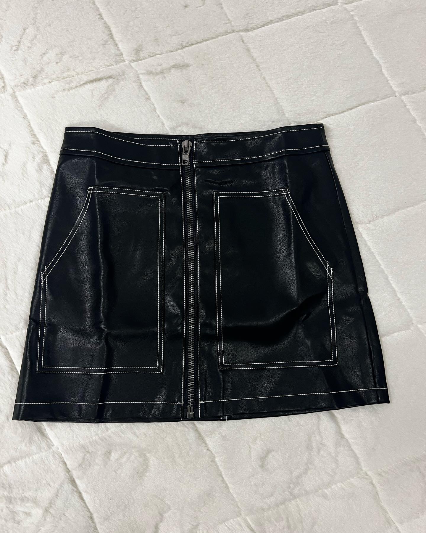 Color Stitch Skirt