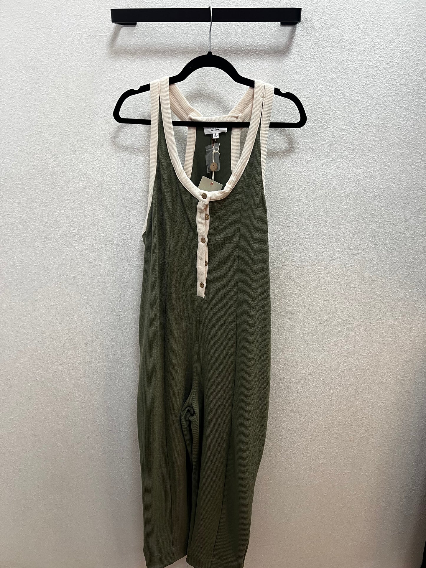 Sleeveless Button Down Contrast Jumpsuit