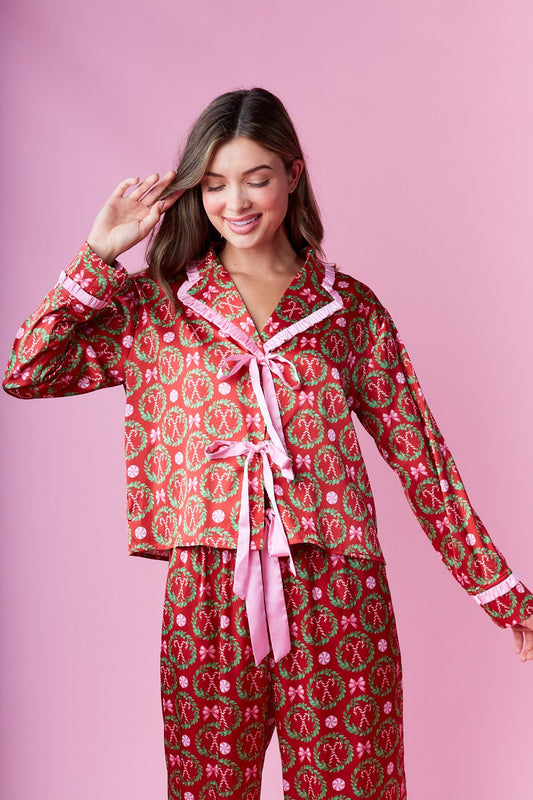 Festive Wreath Print Satin Pajama Set