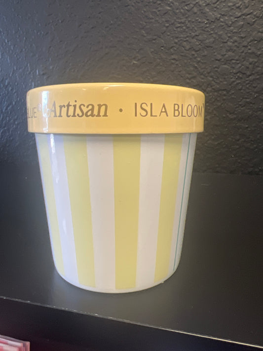 Capri Blue Artisan Isla Bloom Candle
