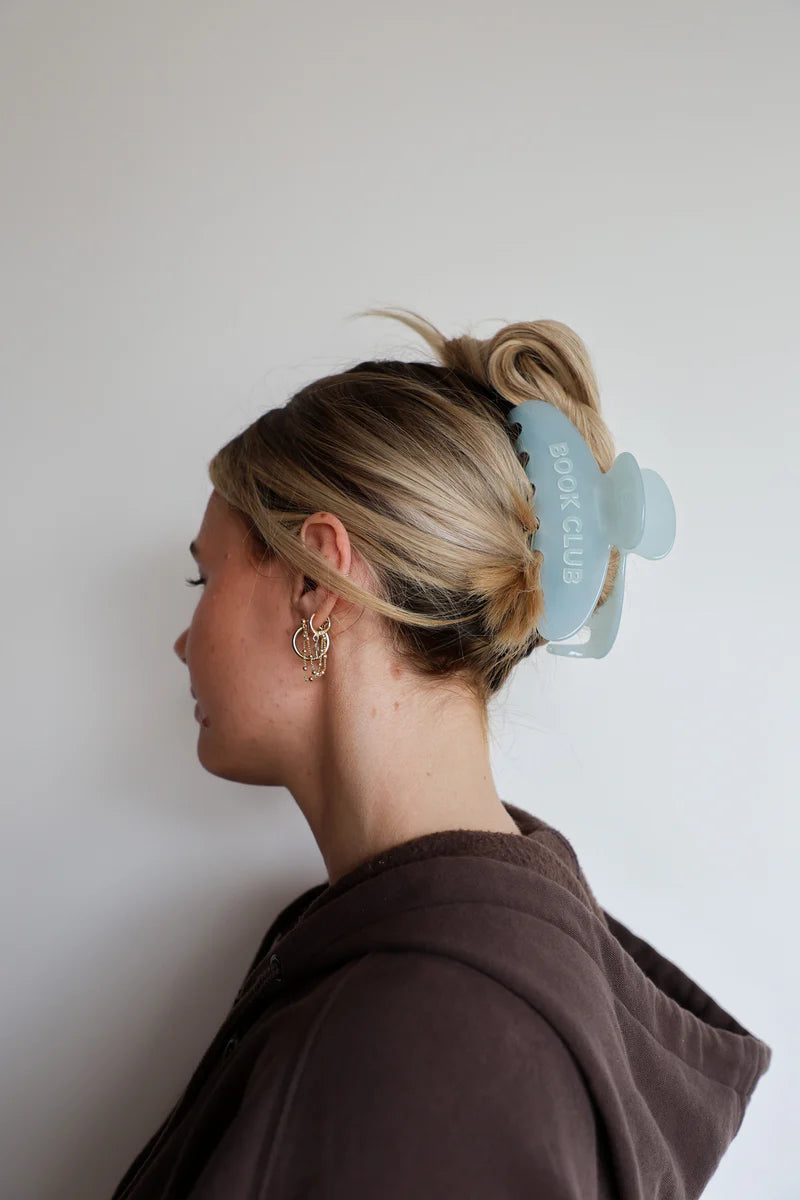 Oversized Book Club Claw