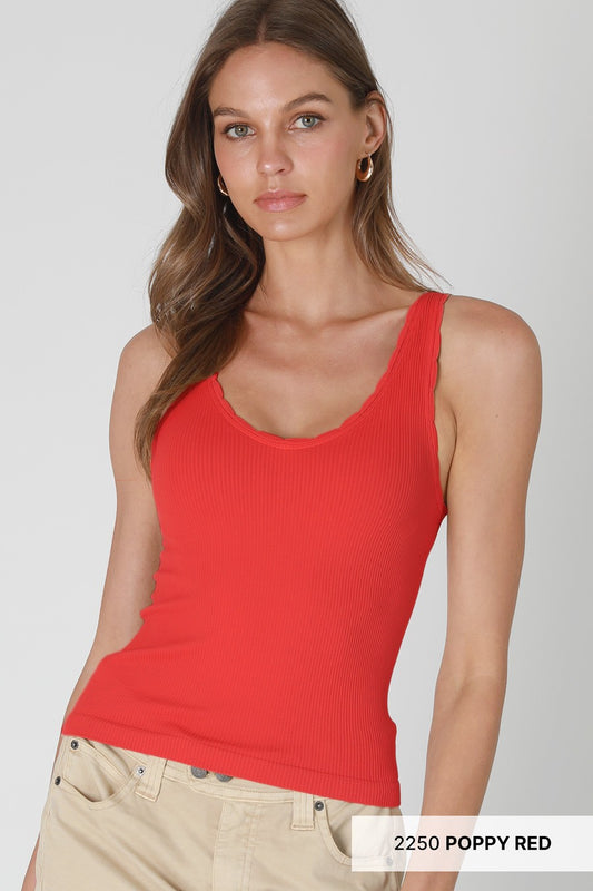 Scallop Edge Tank