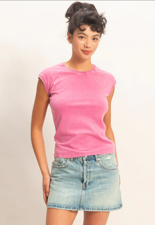 Mineral Wash Raglan Short Sleeve Top- Fuchsia