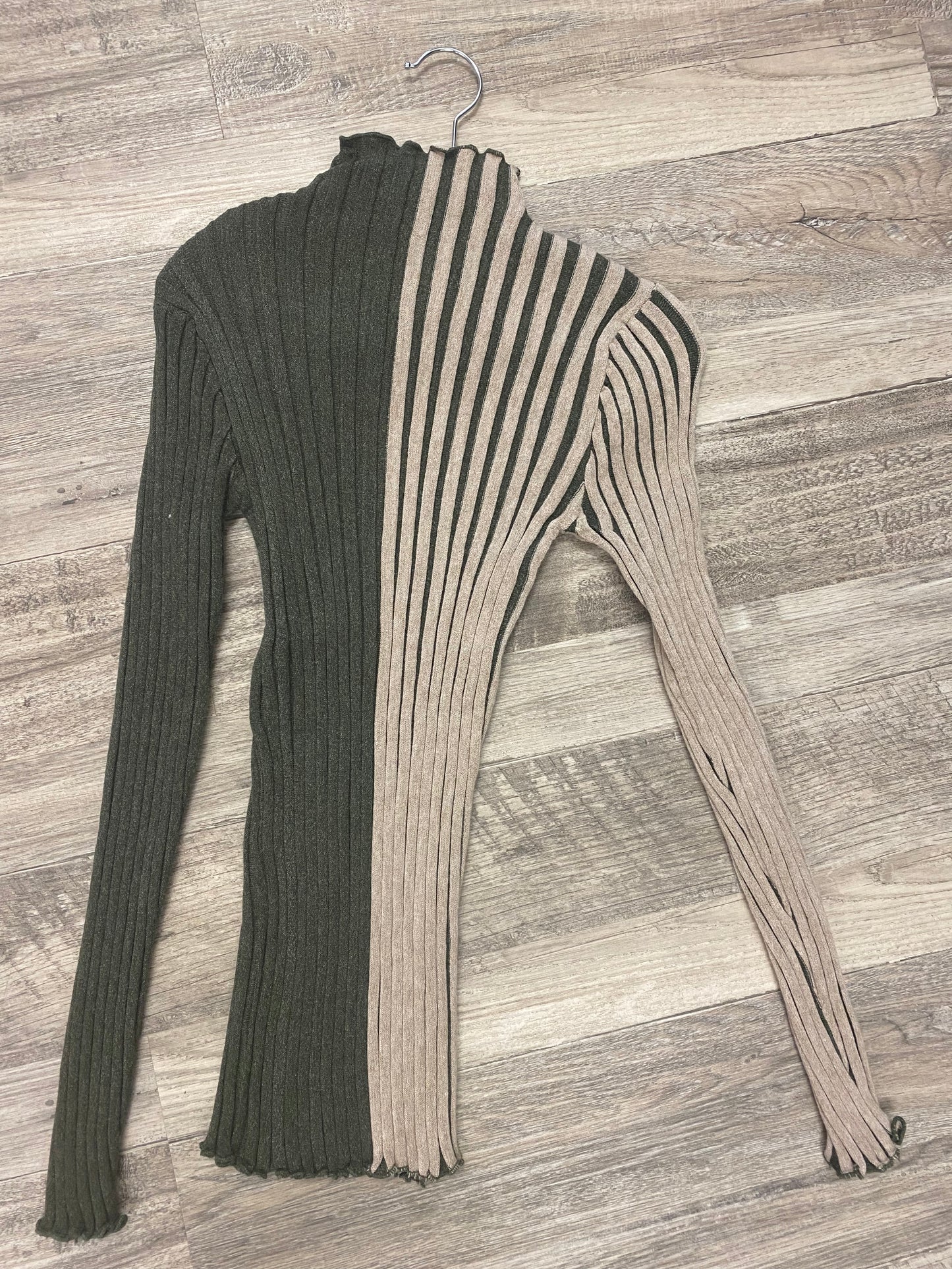 Lettuce Edge Sweater Top